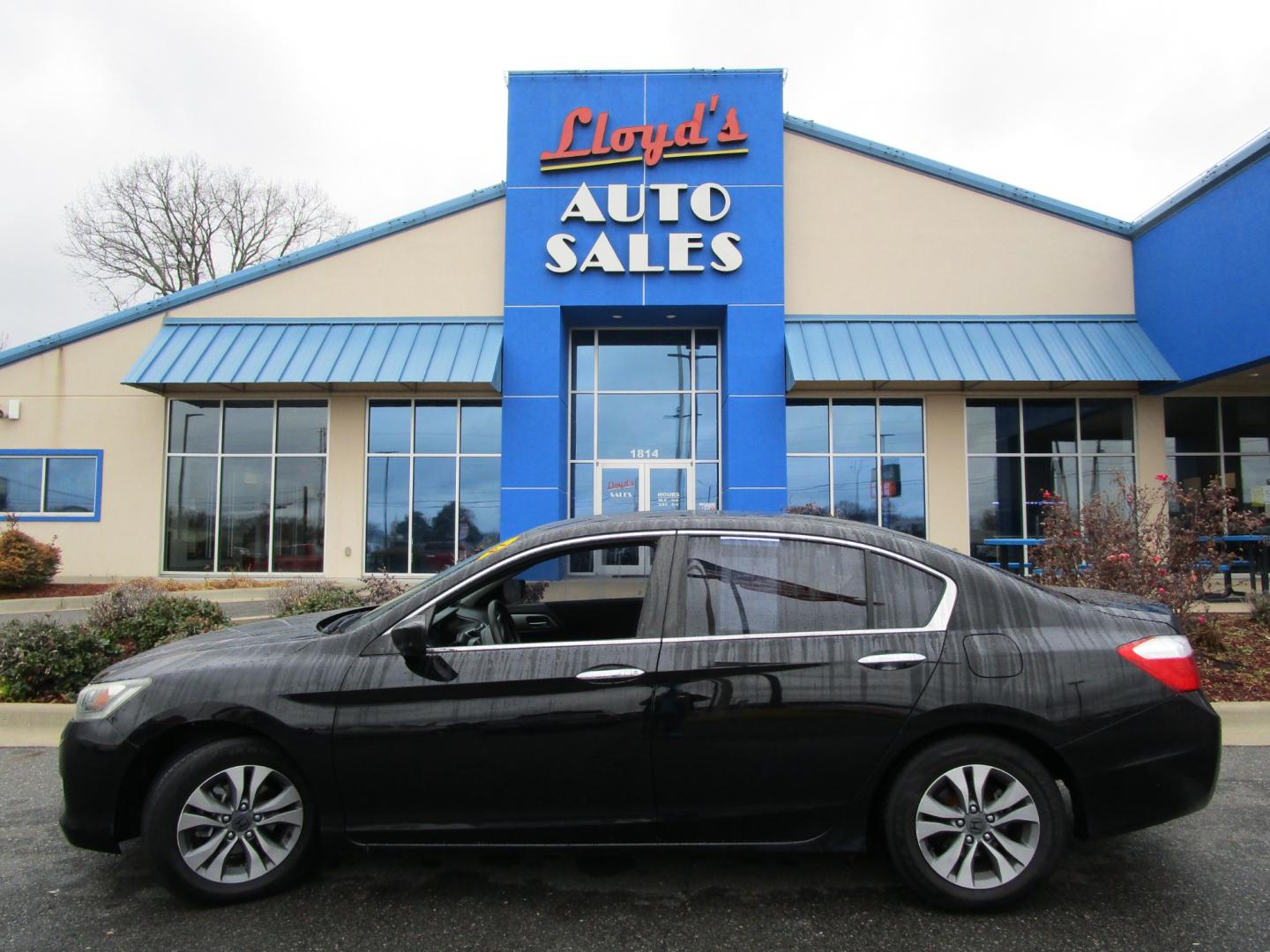 2014 BLACK Honda Accord LX Sedan CVT (1HGCR2F35EA) with an 2.4L L4 DOHC 16V engine, Continuously Variable Transmission transmission, located at 1814 Albert Pike Road, Hot Springs, AR, 71913, (501) 623-1717, 34.494228, -93.094070 - Photo#0